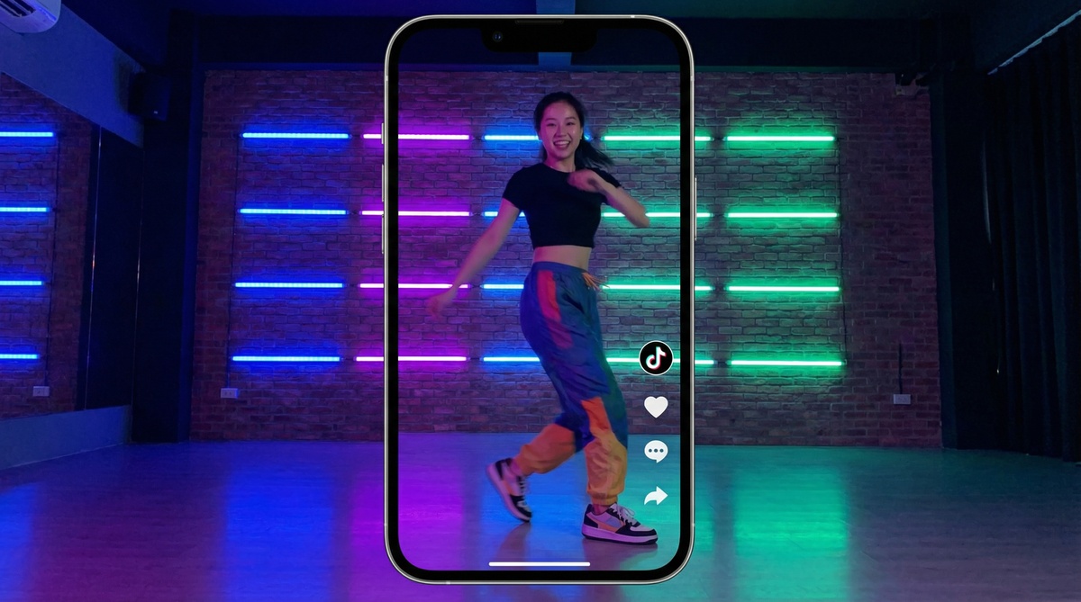 草莓视频舞蹈视频